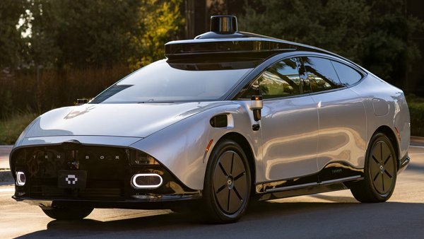 Mobil Otonom Pribadi Pesaing Berat Tesla dan Waymo