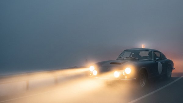 Kapan Sebaiknya Menyalakan Lampu Kabut? Ini Aturan dan Etikanya! image